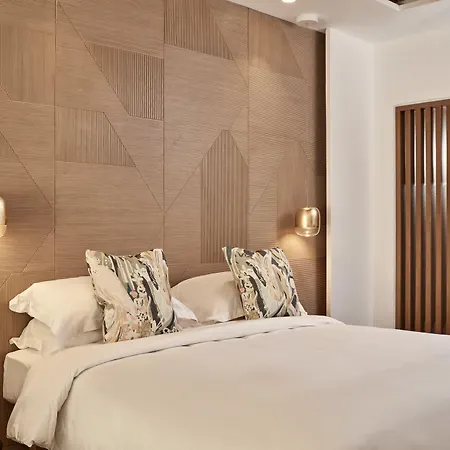 Myconian Korali Relais & Chateaux מלון