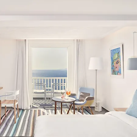 ミコニアン コラリ ルレ エ シャトー 5*