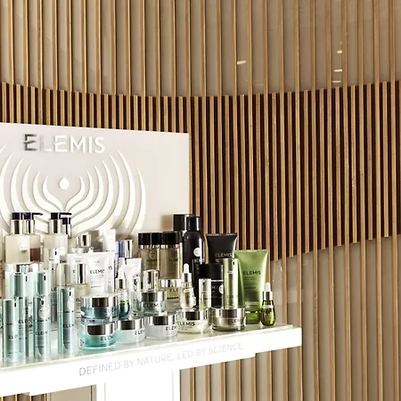 ミコニアン コラリ ルレ エ シャトー 5* Mykonos Town