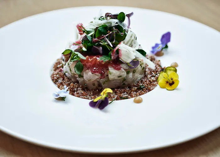 מלון Myconian Korali Relais & Chateaux 5*