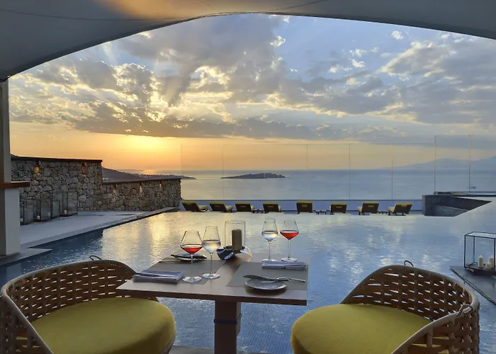 Myconian Korali Relais & Chateaux מלון