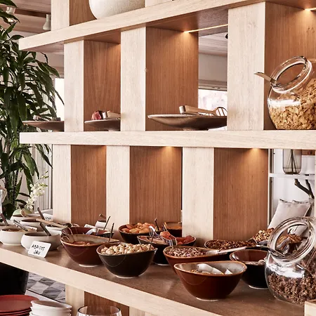 Отель Myconian Korali Relais & Chateaux Mykonos Town